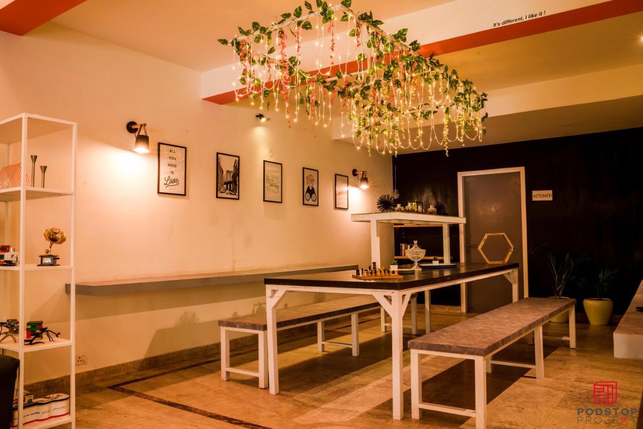 Podstop Projekt Vandrerhjem New Delhi Eksteriør bilde
